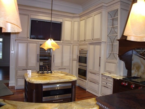 Paneled Refrigerators and Concealed Pantry Door