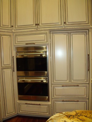 Concealed Pantry Door Made to Match Cabinets